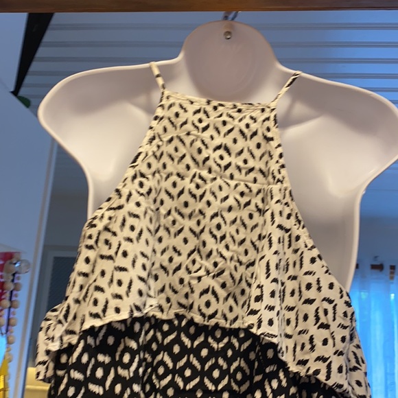 Top - Picture 3 of 4